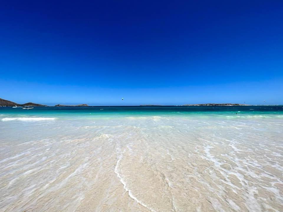Princess Mahault - Beachfront - Orient Bay - Luxury Apartment エクステリア 写真